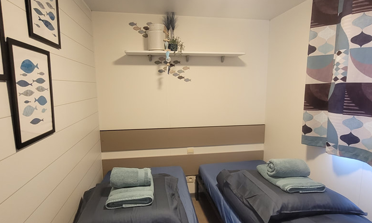 Chalet Sea-renity Lakeside