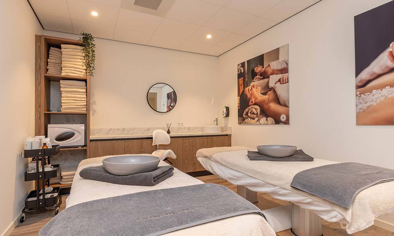 Fletcher Familiehotel De Hunzebergen