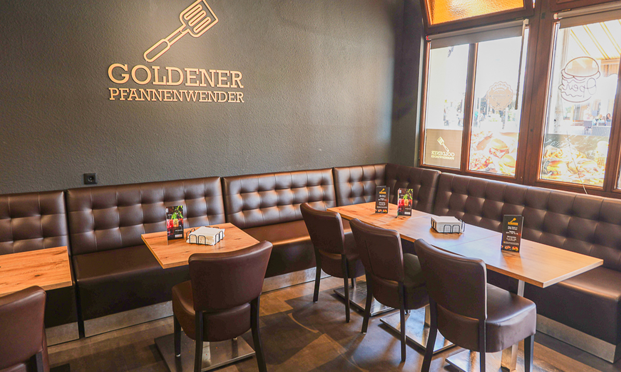 Goldener Pfannenwender