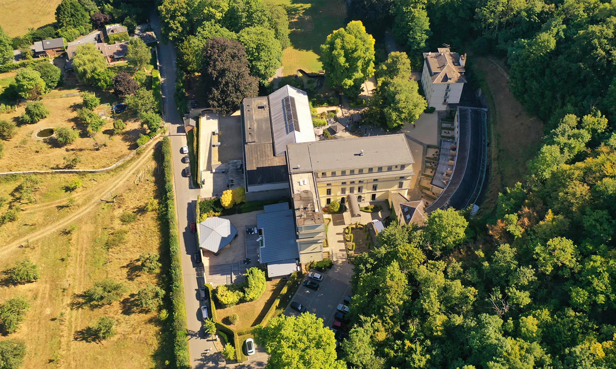 Hôtel Castel de Pont-à-Lesse