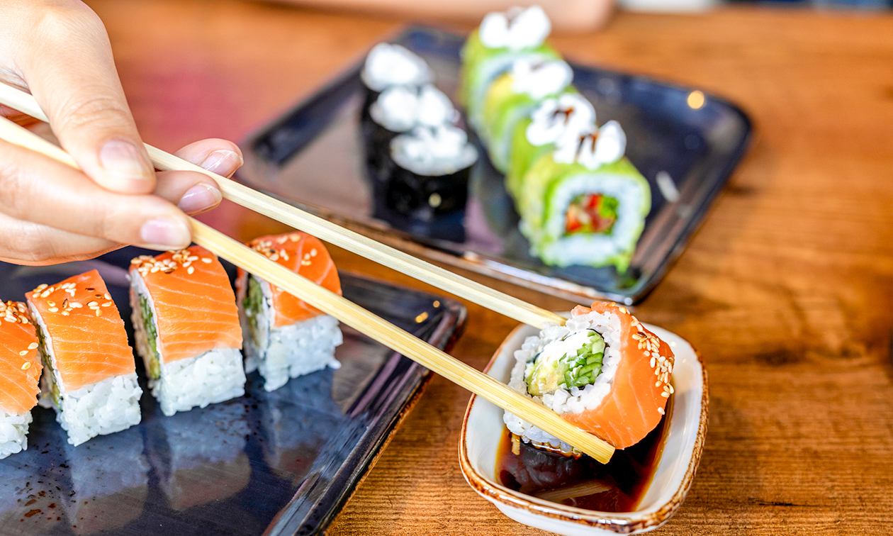 Kakkoii Sushi Grill & Bar