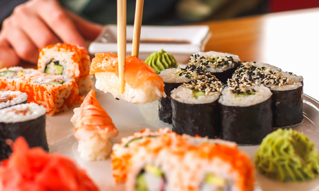 Kakkoii Sushi Grill & Bar
