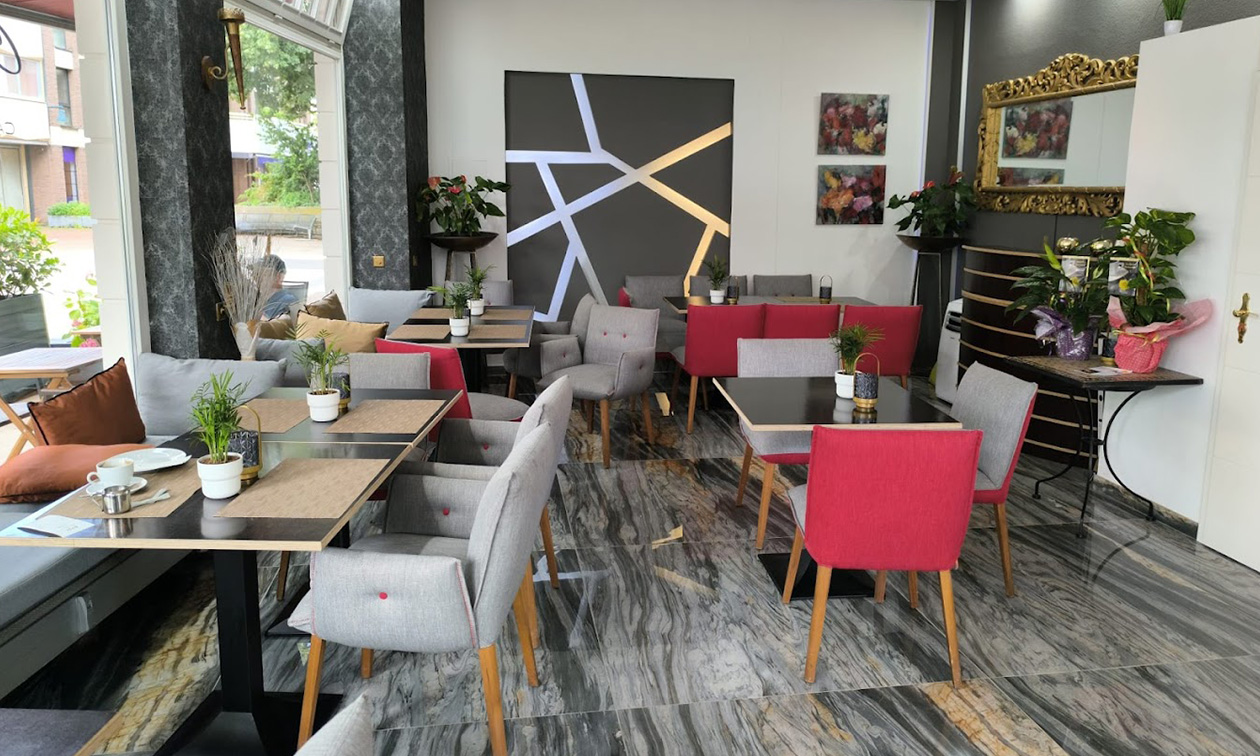 Olrigo Cafe & Brasserie