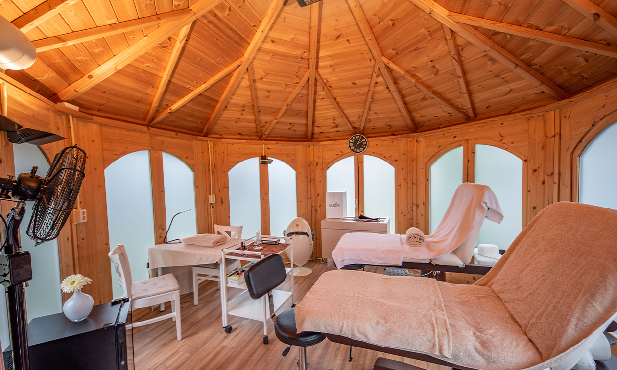 Restaurant, Hotel & Spa Savarin