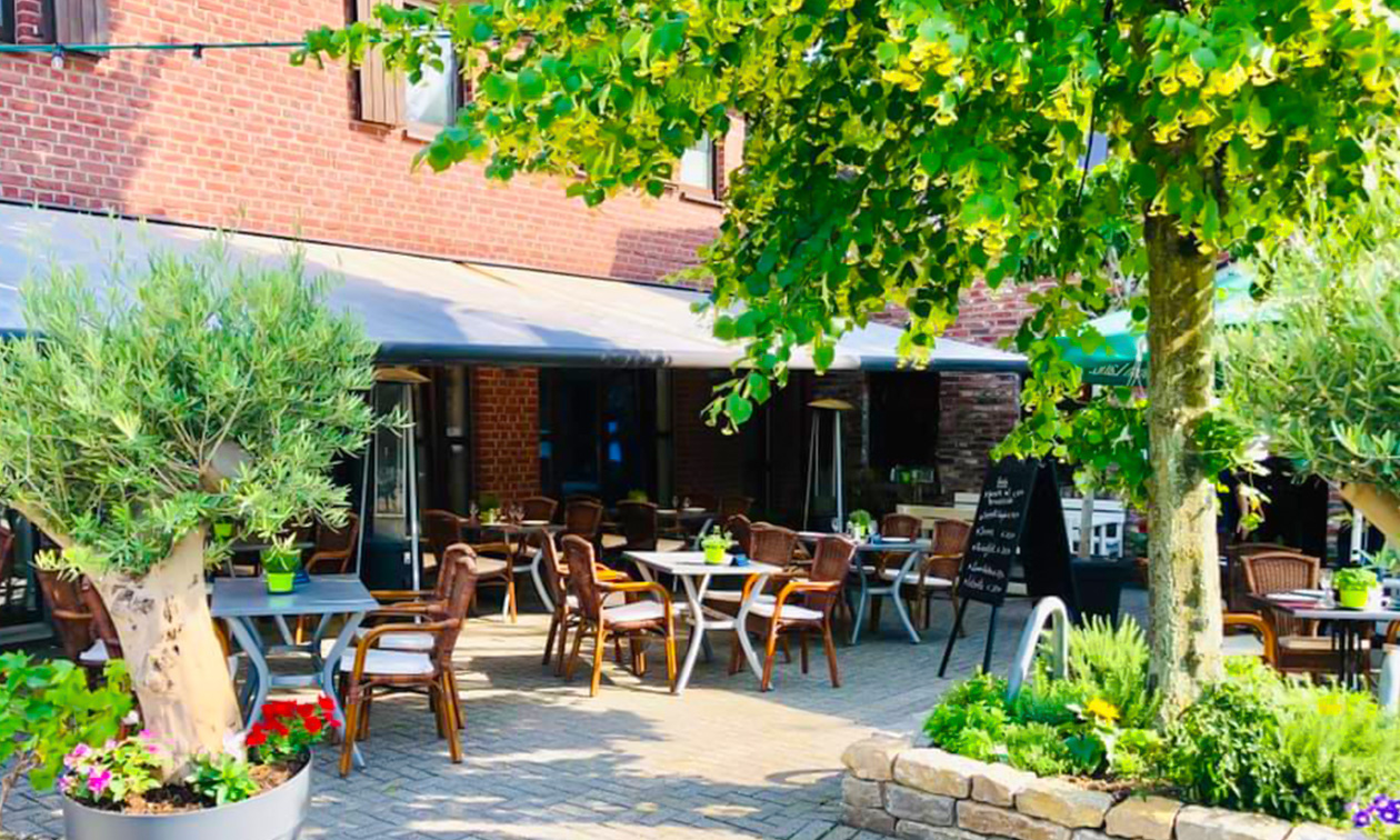 Salvatore Pratos Trattoria & Osteria