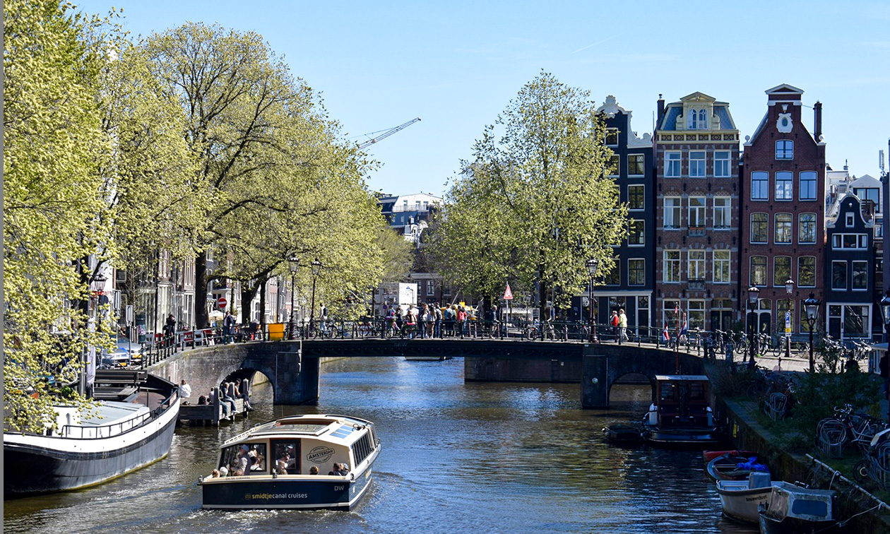 Smidtje Canal Cruises Amsterdam