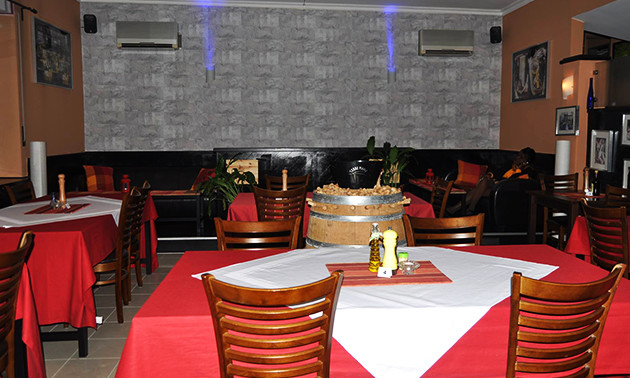 Steppers Restaurant & Lounge