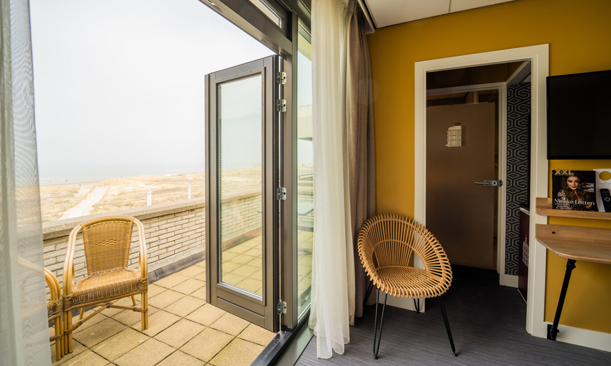 Two Brothers Noordwijk Beach Hotel