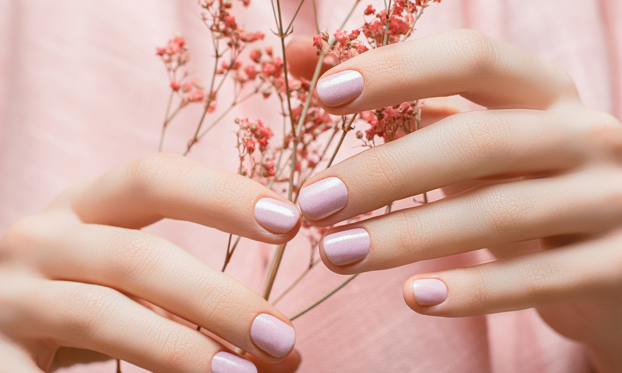 Manicurebehandeling + gellak