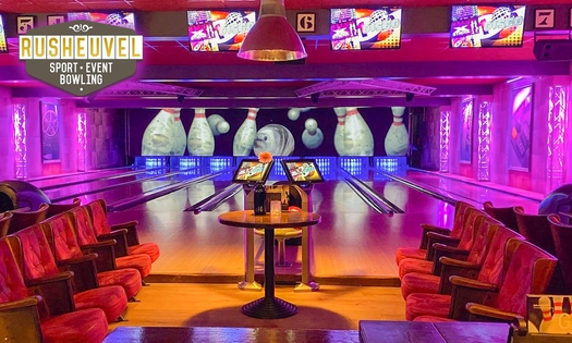 1 uur bowlen (max. 6 pers.) + bittergarnituur of nacho's