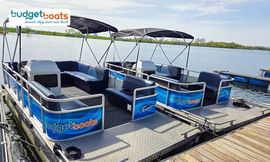 Rundfahrt mit luxuriösen Lounge-Boot (max. 10 Personen)