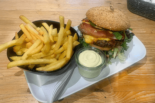 Burgermenu fra Café Silas