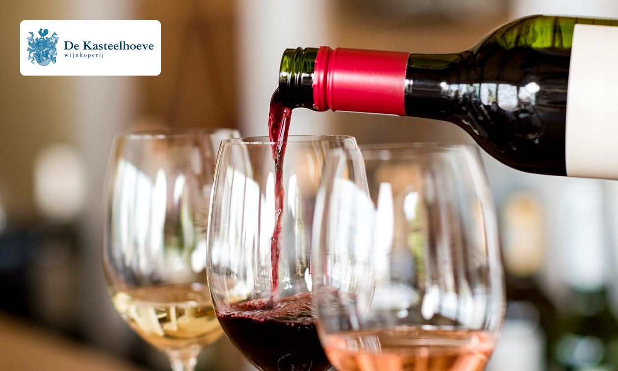 Dégustation de vin ou de mousseux (6 pers.) à domicile + bouteille de vin (4, 6 ou 8 pers.)