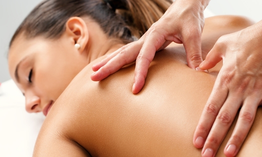 Massage naar keuze (45, 75 of 90 min) incl. wellnessfaciliteiten
