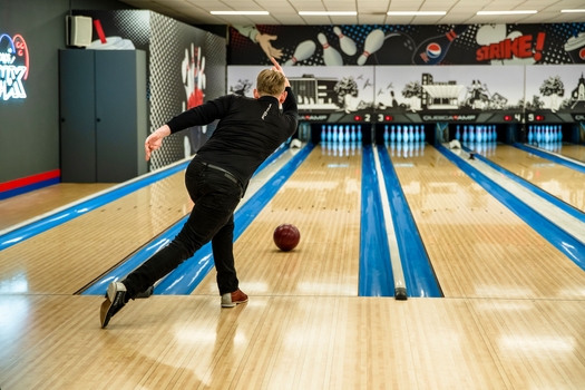Bowling og burger