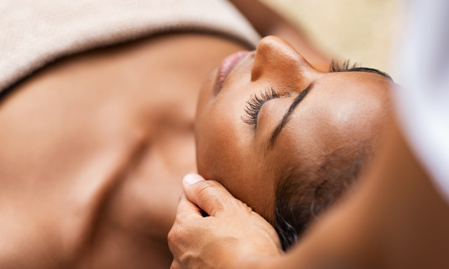 Massage nach Wahl (60 Minuten) bei Fühl Dich Wohl Wellness