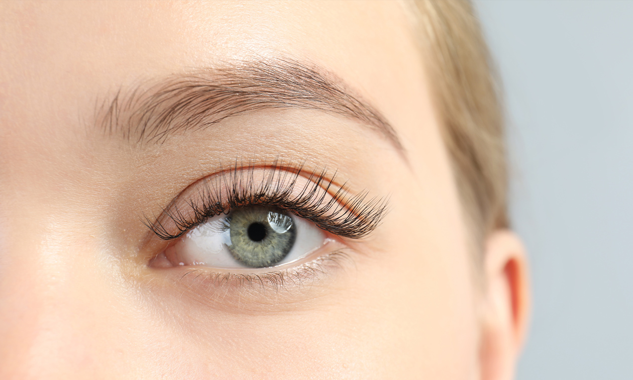 Wimperlift + verven, gezichtsbehandeling of permanente make-up