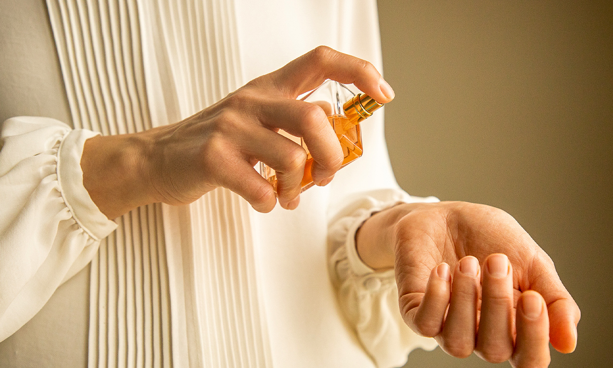 Workshop natuurlijk parfum maken (2,5 uur) + 2 zelfgemaakte producten