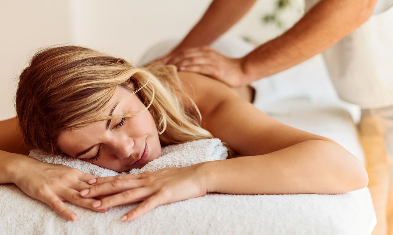 Soin du visage + évtl. massage relaxant au centre de bien-être Les affaires des Femmes