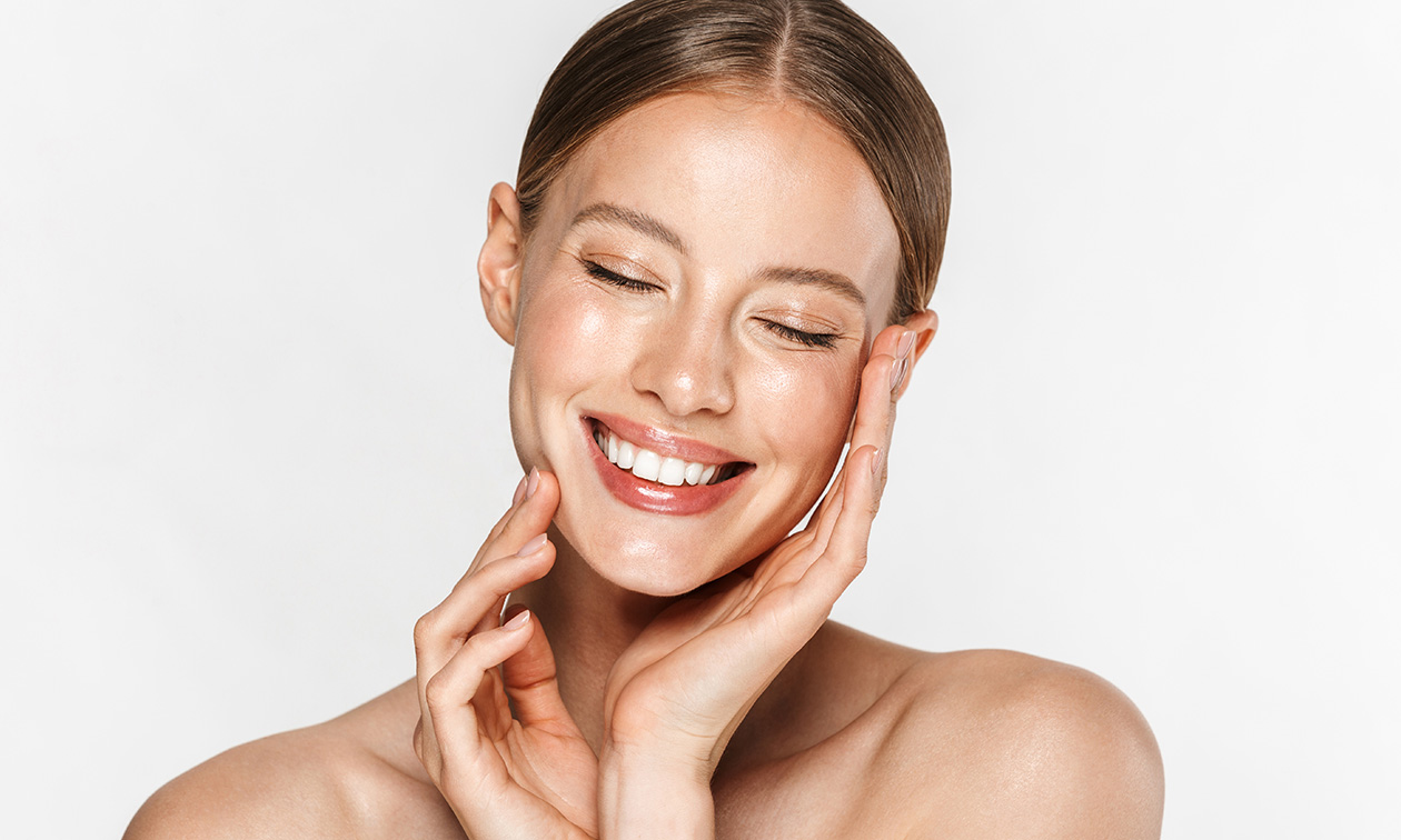 Gesichtsbehandlung nach Wahl (45 oder 60 Minuten)