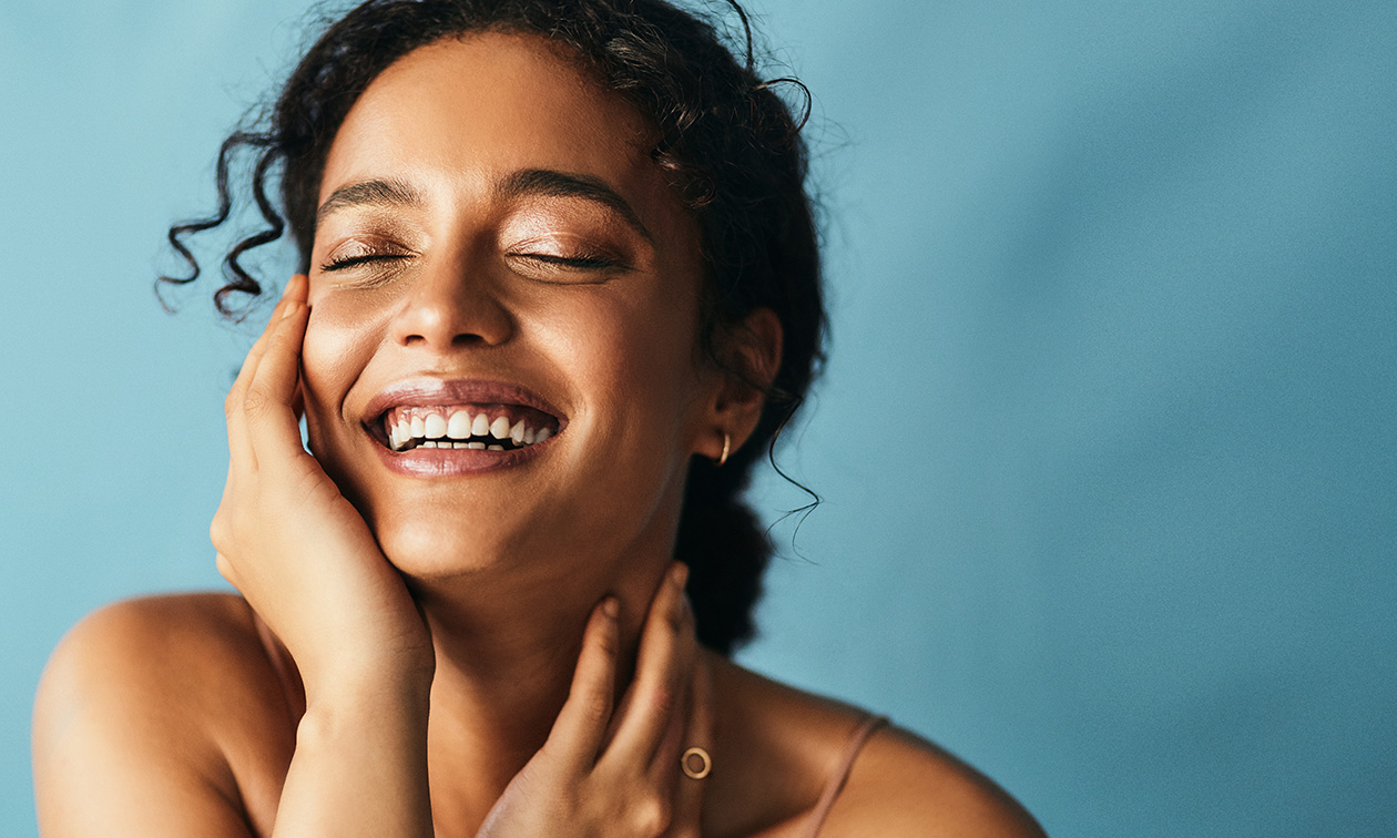 Gesichtsbehandlung (max. 60 Min.) opt. inkl. Microdermabrasion oder Aquafacial (60 Min.)