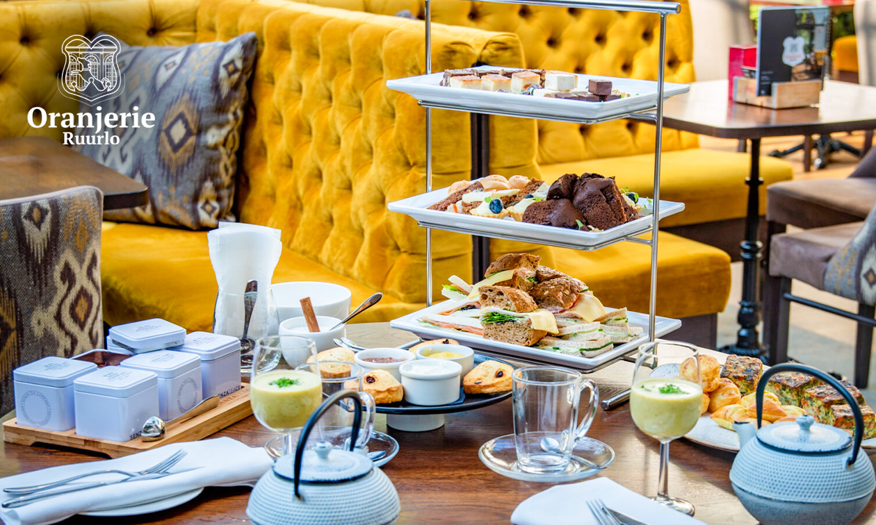 High tea met onbeperkt thee + glas bubbels (2 uur)