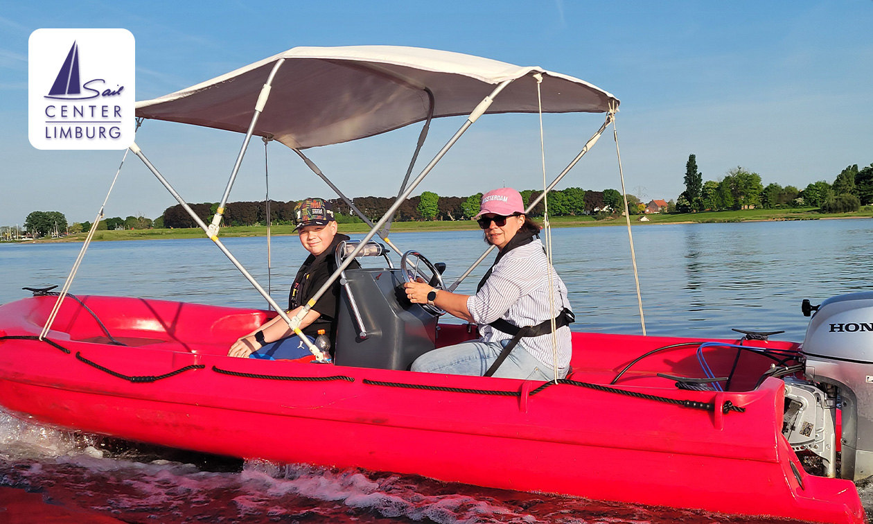 Motorboot naar keuze voor 4 personen (3 of 6 uur)
