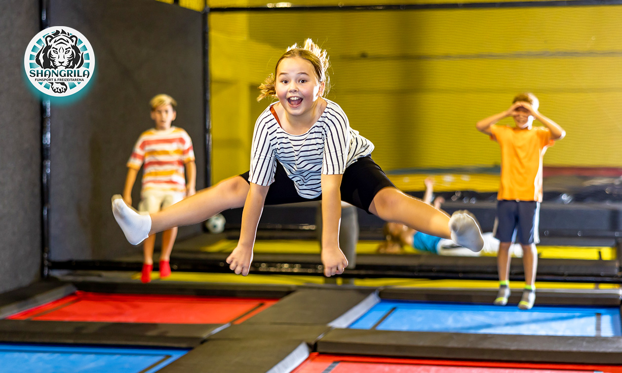 Trampolinspringen (2 Stunden) inklusive Antirutschsocken