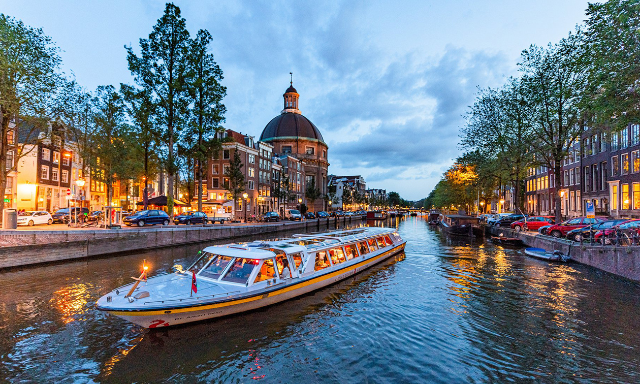 Rondvaart in hartje Amsterdam