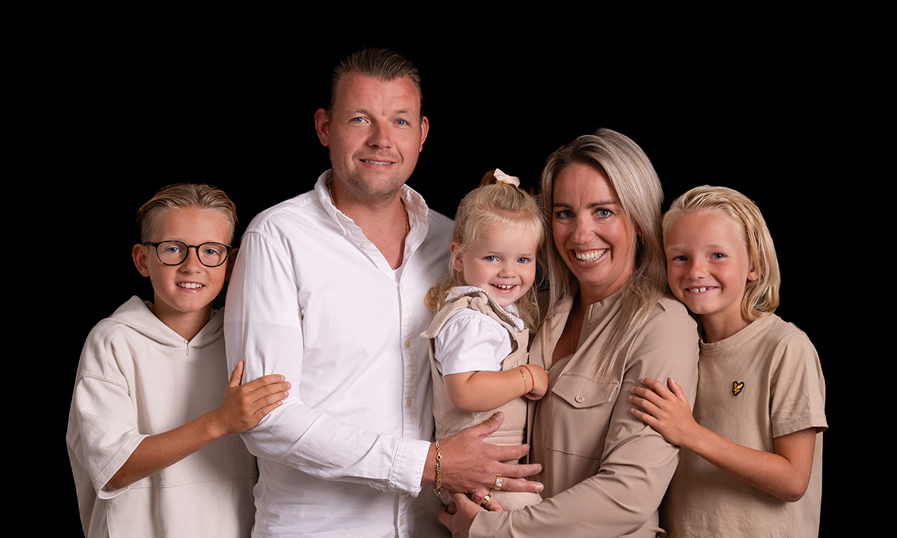 Portretshoot (30 min) voor 1-8 pers. + afdruk op canvas
