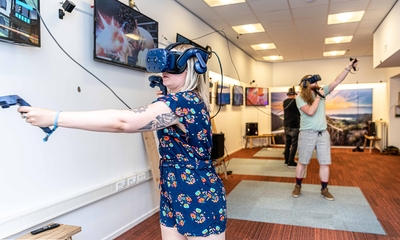 VR-experience (35 min) + consumptie in hartje Leiden
